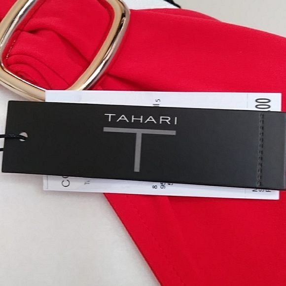 NEW Tahari Buckle Scrunch V Neck Top M Red - Picture 6 of 13